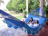 Double hammock in Nylon Net with spreader bars